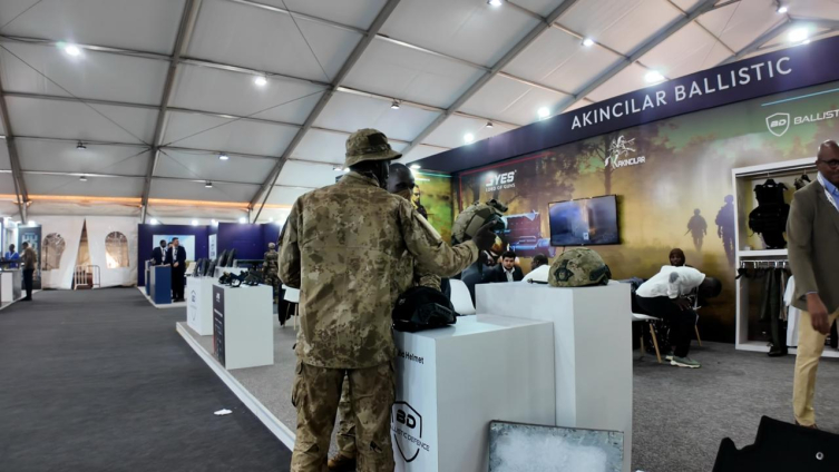 Türk yapımı balistik ürünler Afrika'daki güvenlik güçlerinin de çok ilgisini çekti.